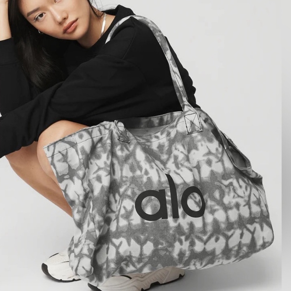 ALO Yoga Gray Tie Dye Shopper Cotton Canvas Tote Bag